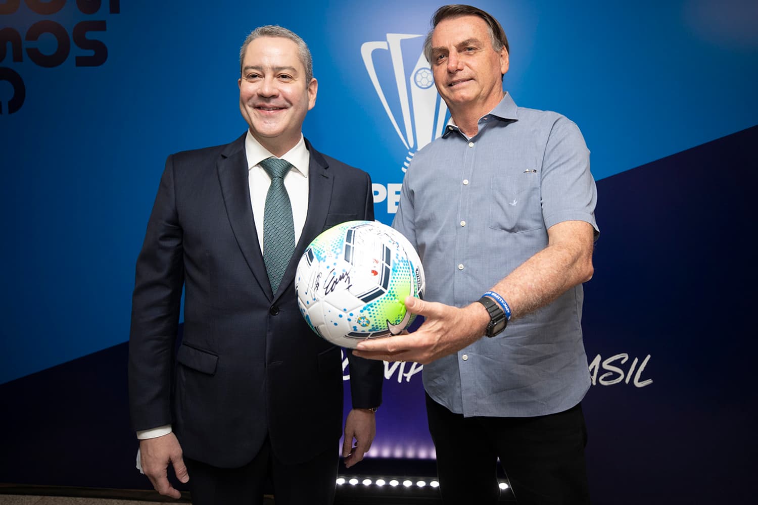 O presidente da CBF, Rodrigo Caboclo, e o presidente da República, Jair Bolsonaro -