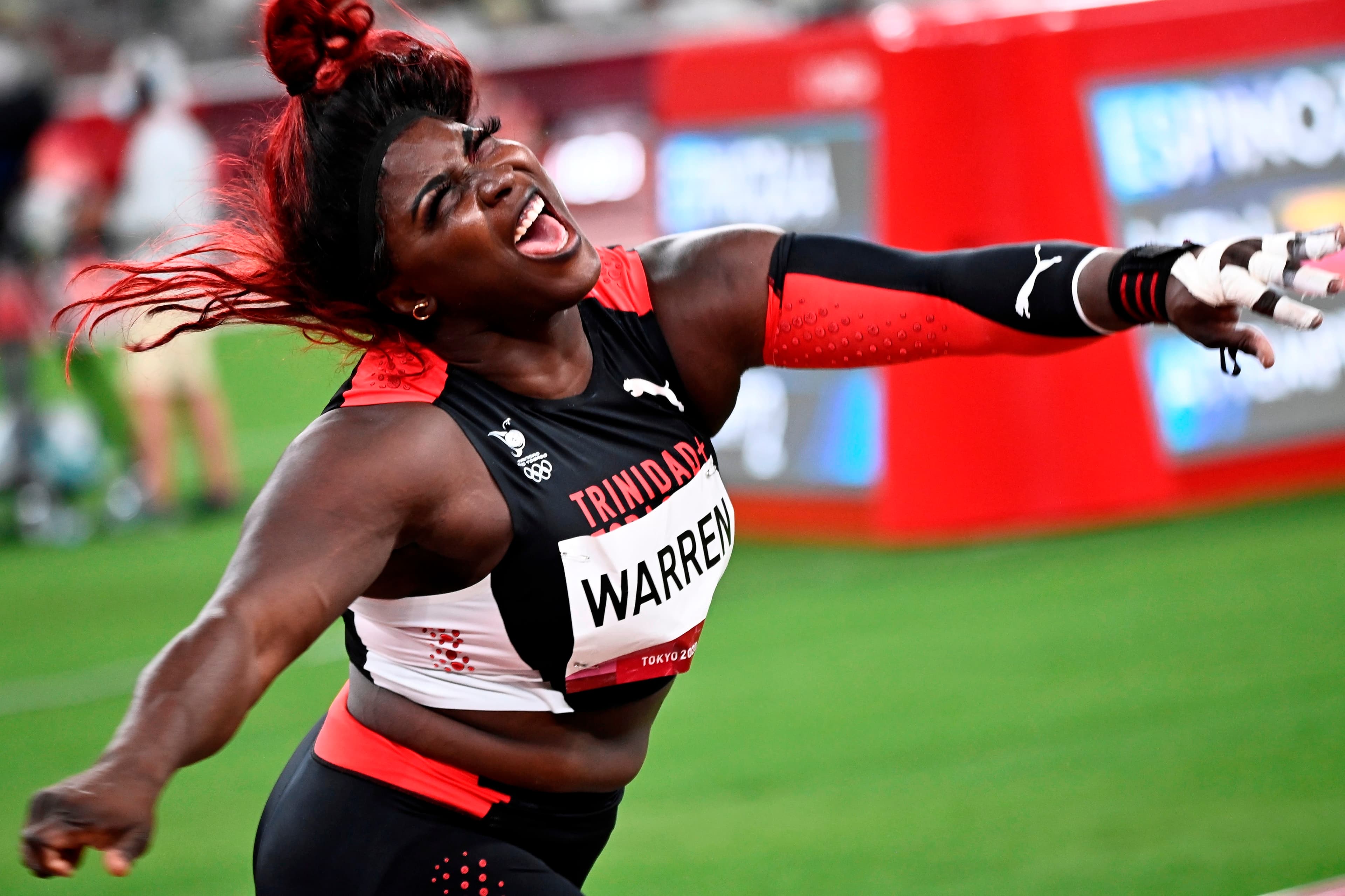 Tokyo (Japan), 30/07/2021.- Portious Warren of Trinidad and Tobago competes in the Women's Shot Put Qualification Group A during the Athletics events of the Tokyo 2020 Olympic Games at the Olympic Stadium in Tokyo, Japan, 30 July 2021. (Lanzamiento de peso, Japón, Trinidad y Tobago, Tokio) EFE/EPA/CHRISTIAN BRUNA