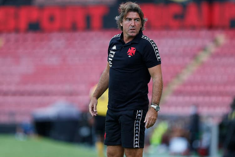 Ricardo Sá Pinto, técnico do Vasco -