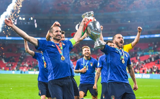 Ídolo da Itália quer Guardiola para assumir a seleção