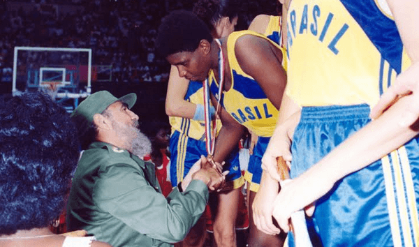 Ex-jogadora Ruth de Souza foi campeã em geração vitoriosa do basquete brasileiro -