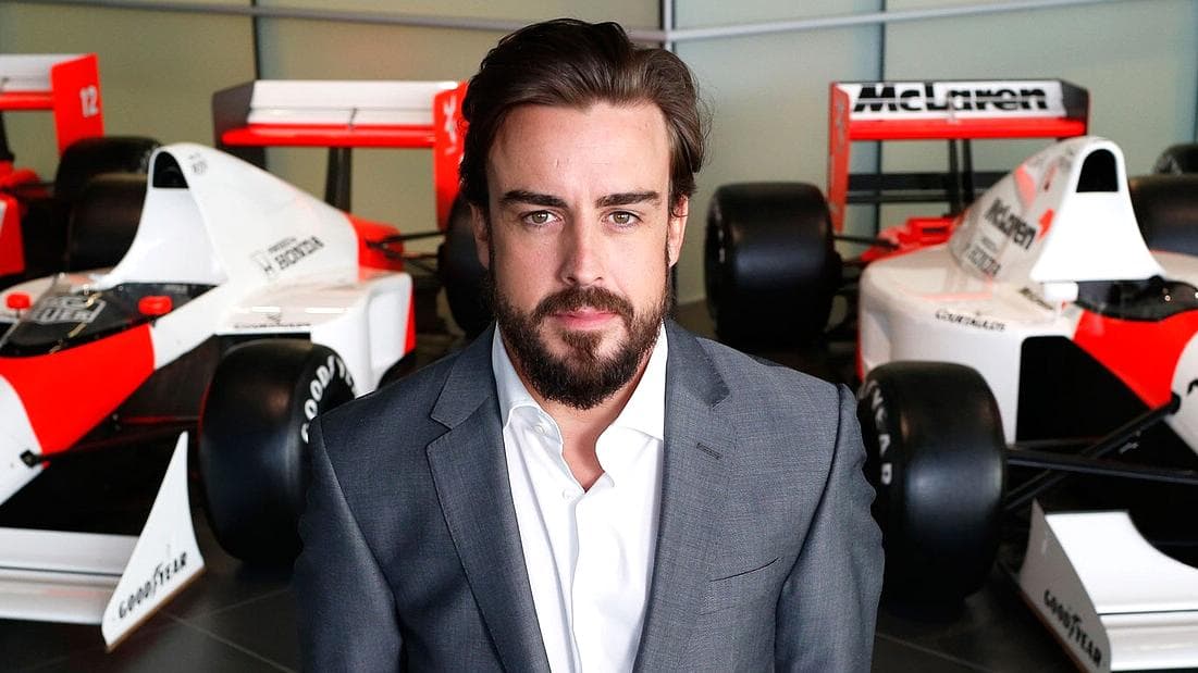 O valor do seguro varia de acordo com o salário anual de Alonso, que é de 34 milhões de euros (118 milhões de reais), e o número de corridas da temporada - serão 19 em 2015