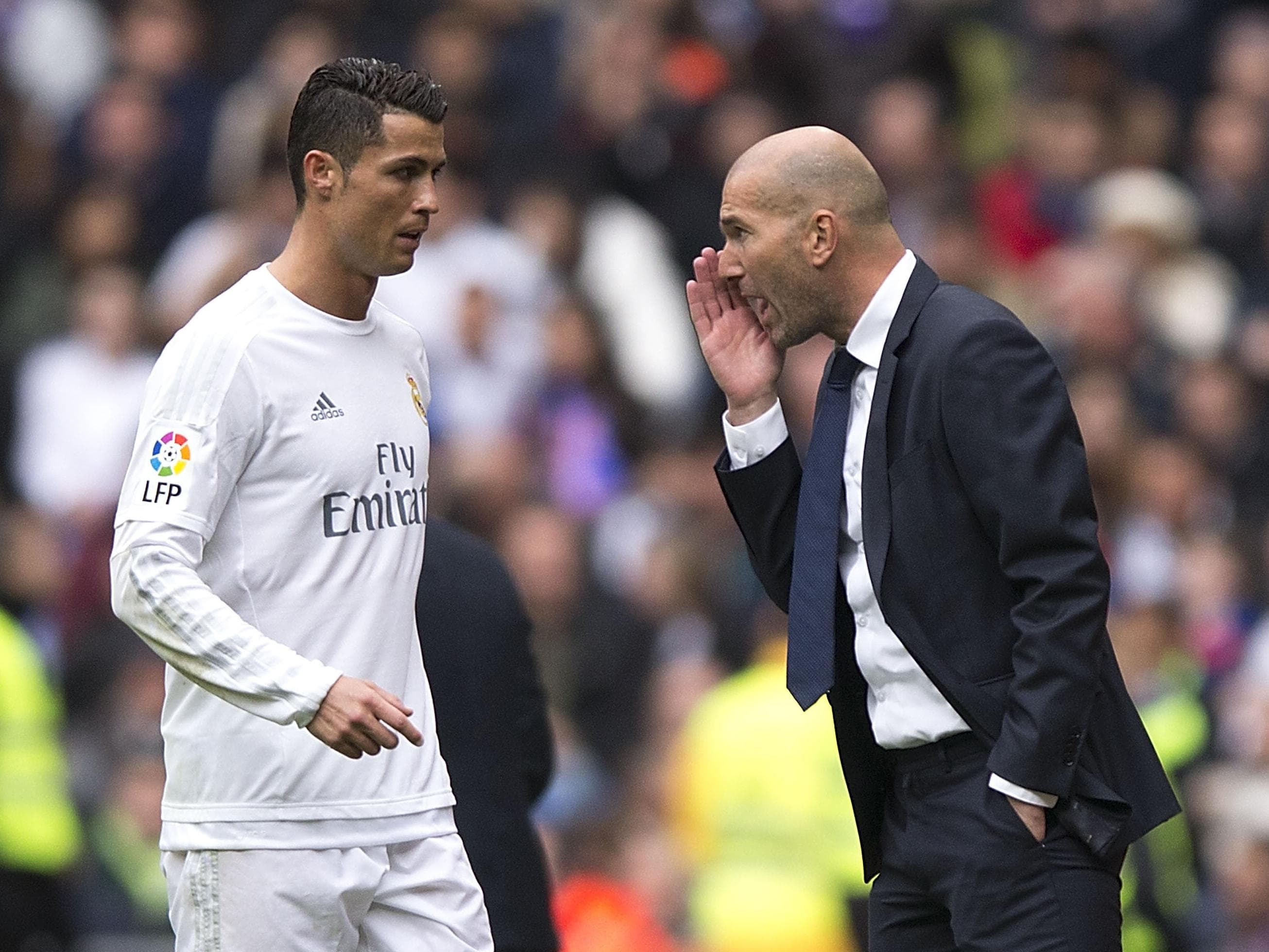 Cristiano Ronaldo e o técnico Zinedine Zidane trabalharam juntos no Real Madrid -