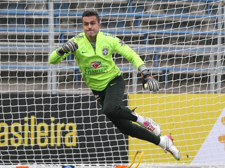 Goleiro Marcelo Grohe, do Grêmio, tem agradado Dunga e disputará vaga de titular com Jefferson