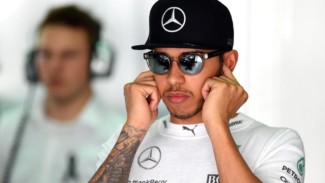 Lewis Hamilton durante treino do GP da Malásia