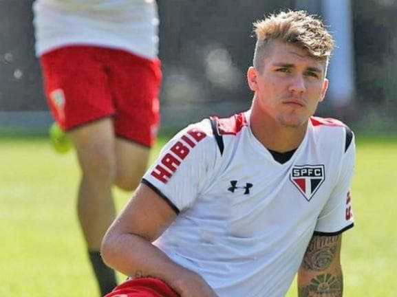 Zagueiro Lyanco, do São Paulo, em foto postada em sua conta no Instagram
