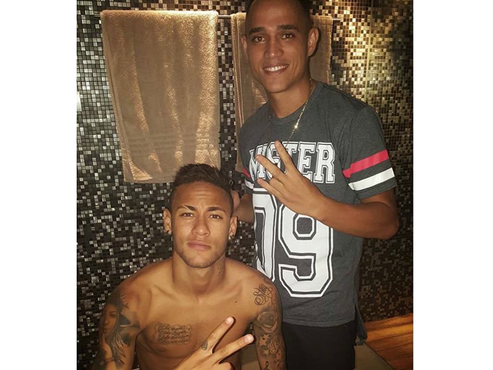 Novo visual de neymar