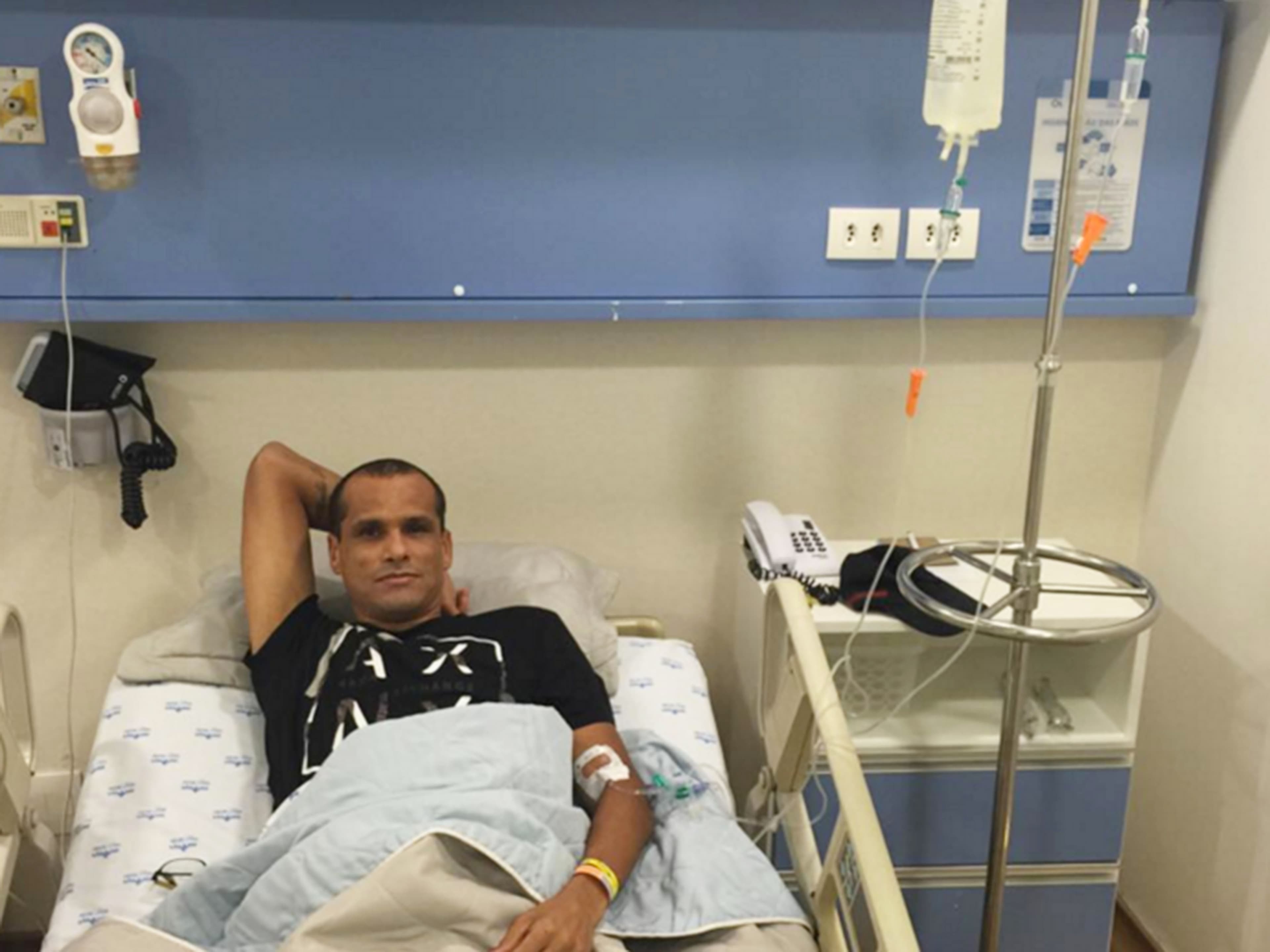O jogador Rivaldo durante partida entre Mogi Mirim e Náutico pela 11ª rodada do Campeonato Brasileiro da Série B no Estádio Romildo Ferreira, em Mogi Mirim, interior de São Paulo