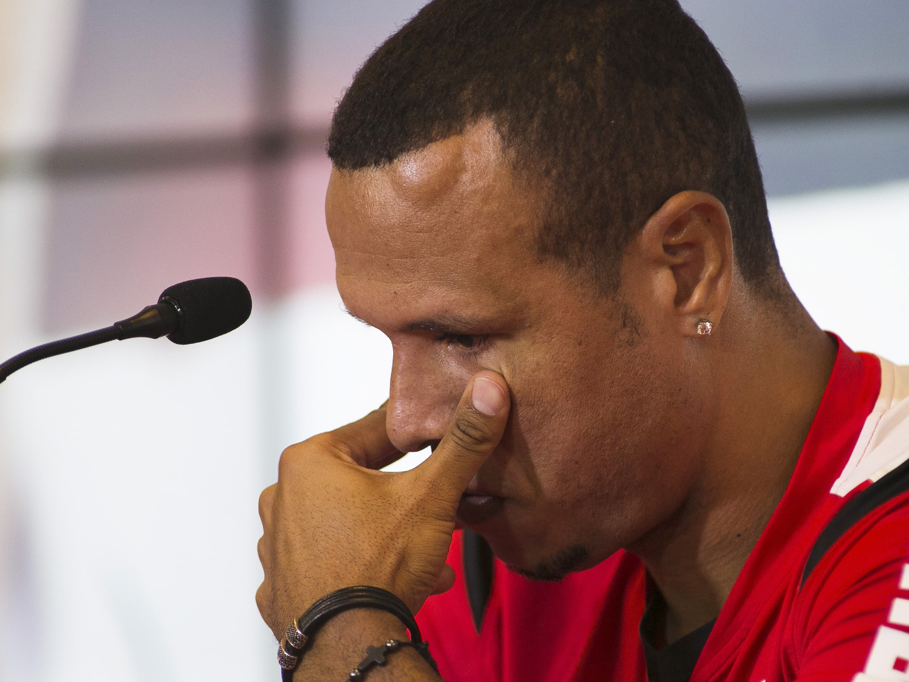 Luis Fabiano é homenageado na coletiva do São Paulo, no CT da Barra Funda, na zona oeste de São Paulo