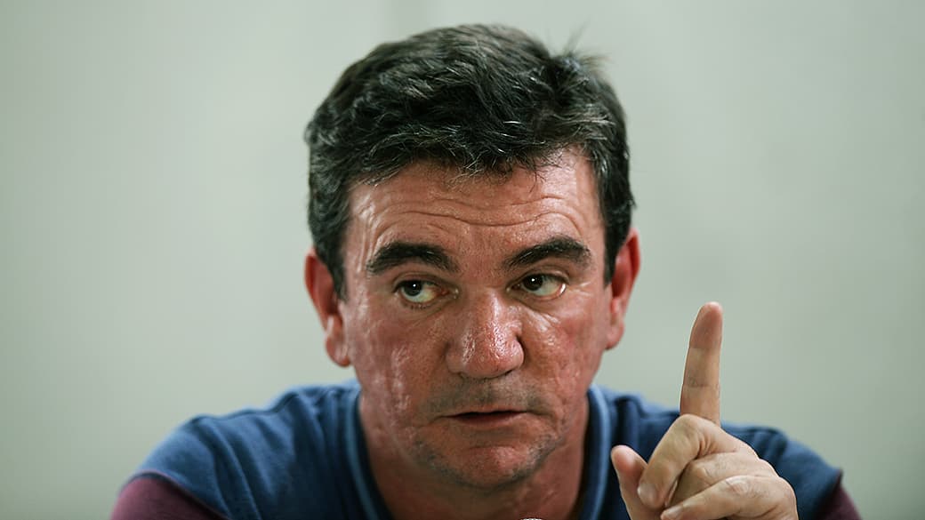 Andres Sanchez durante coletiva após acidente no Itaquerão