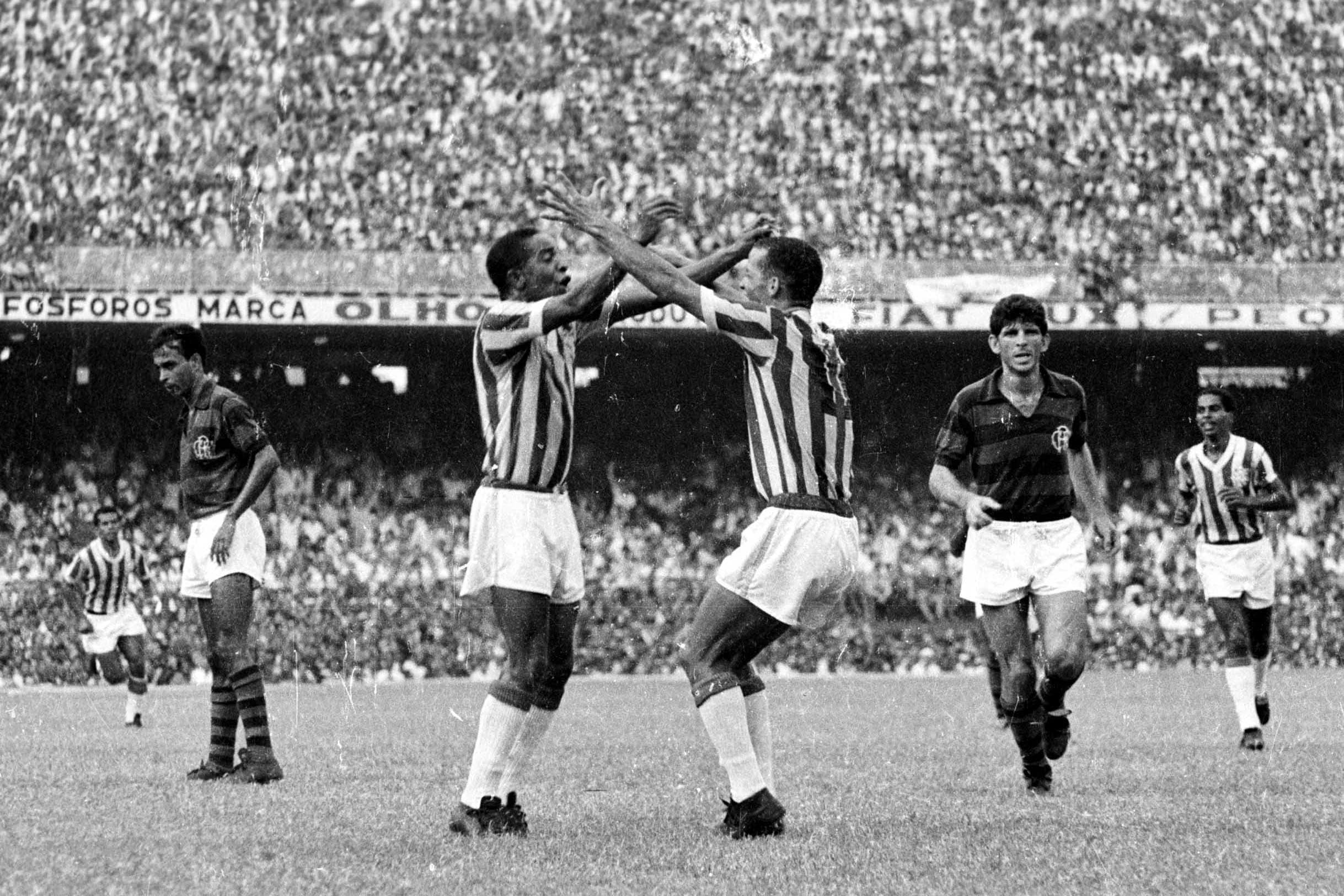 Final do campeonato onde o Bangu venceu o Flamengo por 3 x 0, sagrando-se campeão.