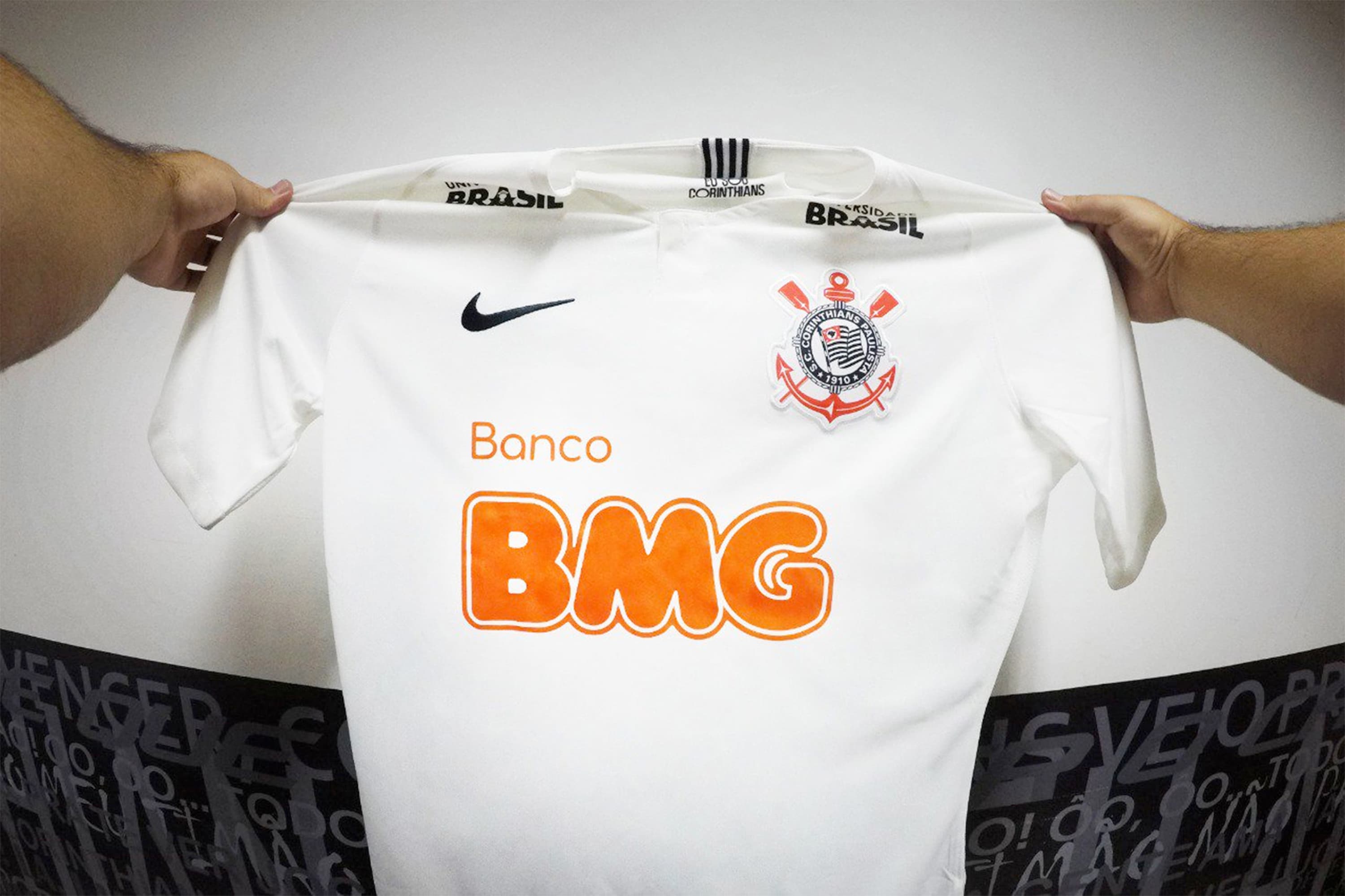 Corinthians anuncia patrocínio do Banco BMG