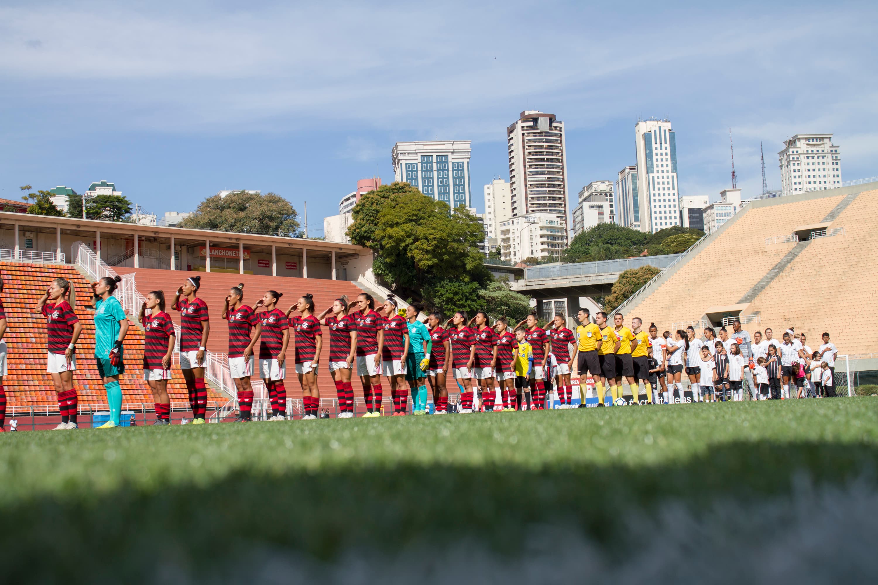 SÃO PAULO,SP,21.07.19 – ESPORTE – FUTEBOL FEMININO – Corinthians x Flamengo em partida válida pelo Campeonato Brasileiro Feminino, no Pacaembu, São Paulo (Foto:Kaio Lakaio/VEJA)
