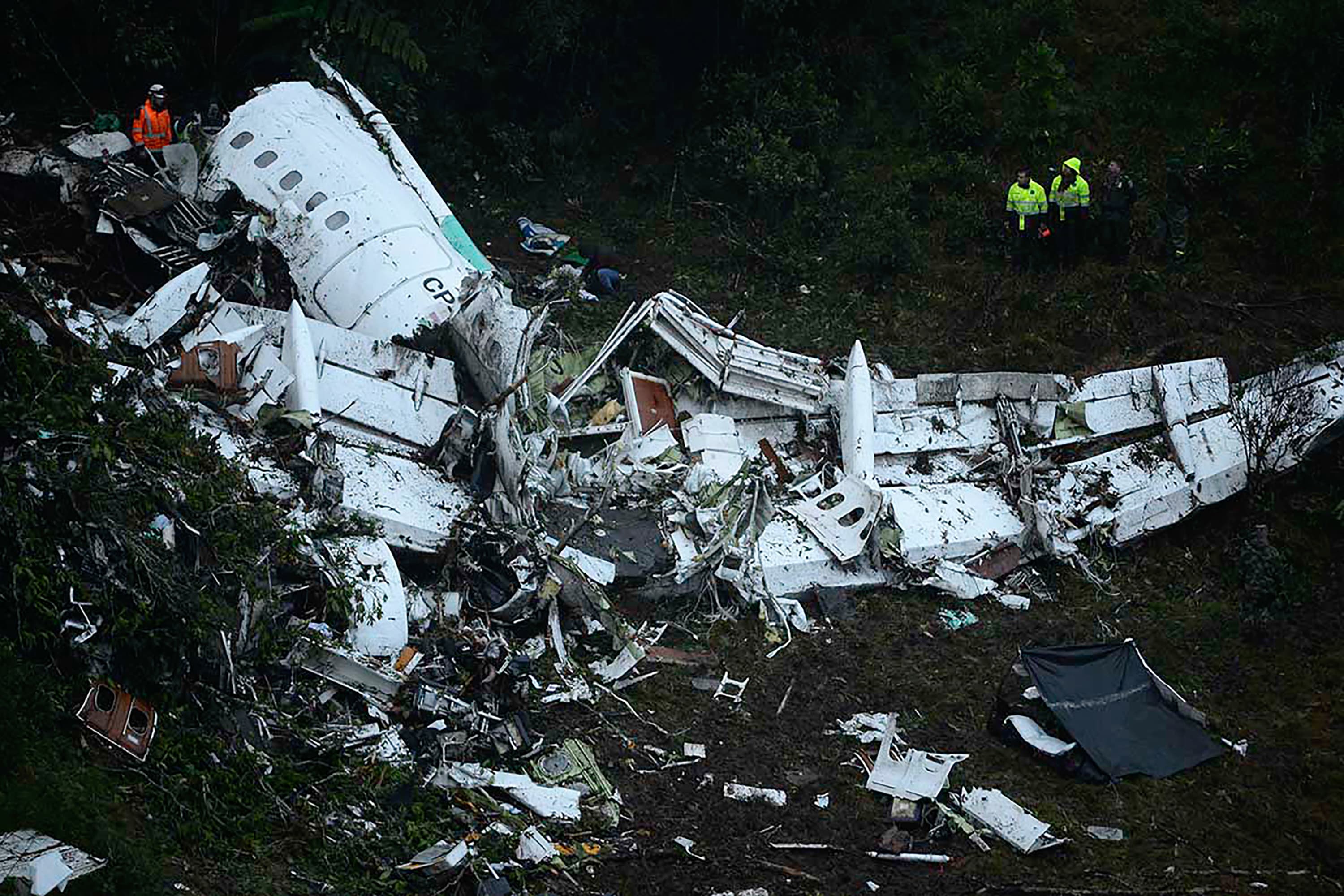 Avião com equipe da Chapecoense cai na Colômbia