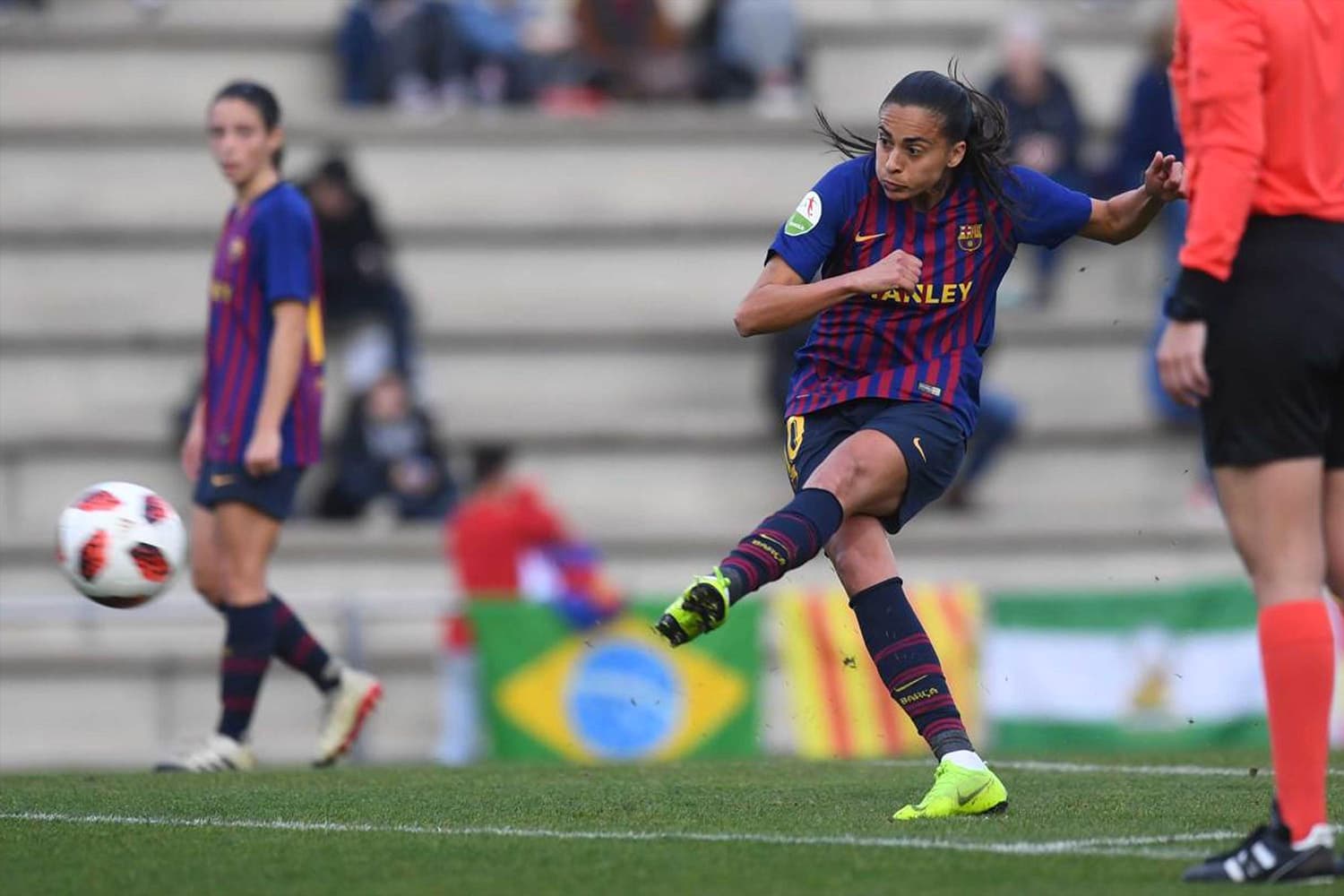 Andressa Alves, do Barcelona, é expulsa da partida contra o Rayo Vallecano – 10/02/2019