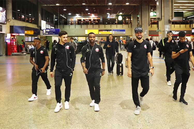 Jogadores da seleção do Catar desembarcam no Brasil para a disputa da Copa América – 27/05/2019