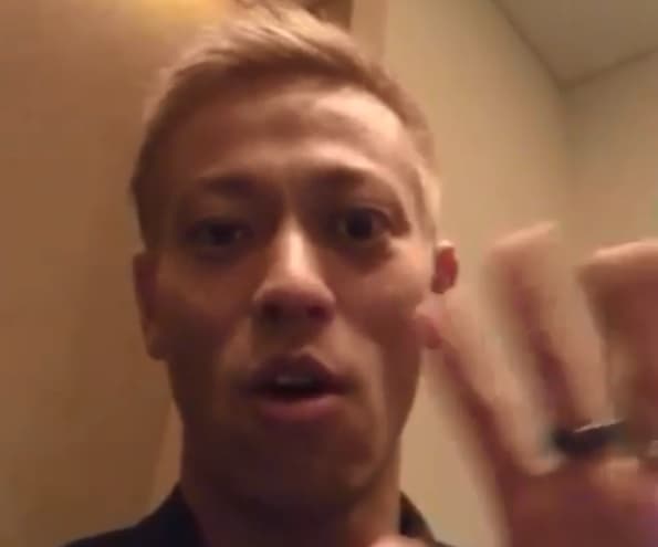 Keisuke Honda manda recado aos botafoguenses