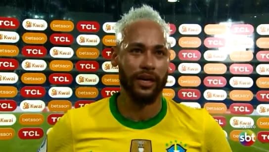 Neymar se emocionou em entrevista