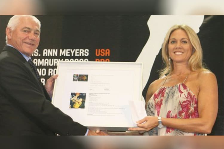 Hortência é eleita a melhor jogadora da história dos mundiais