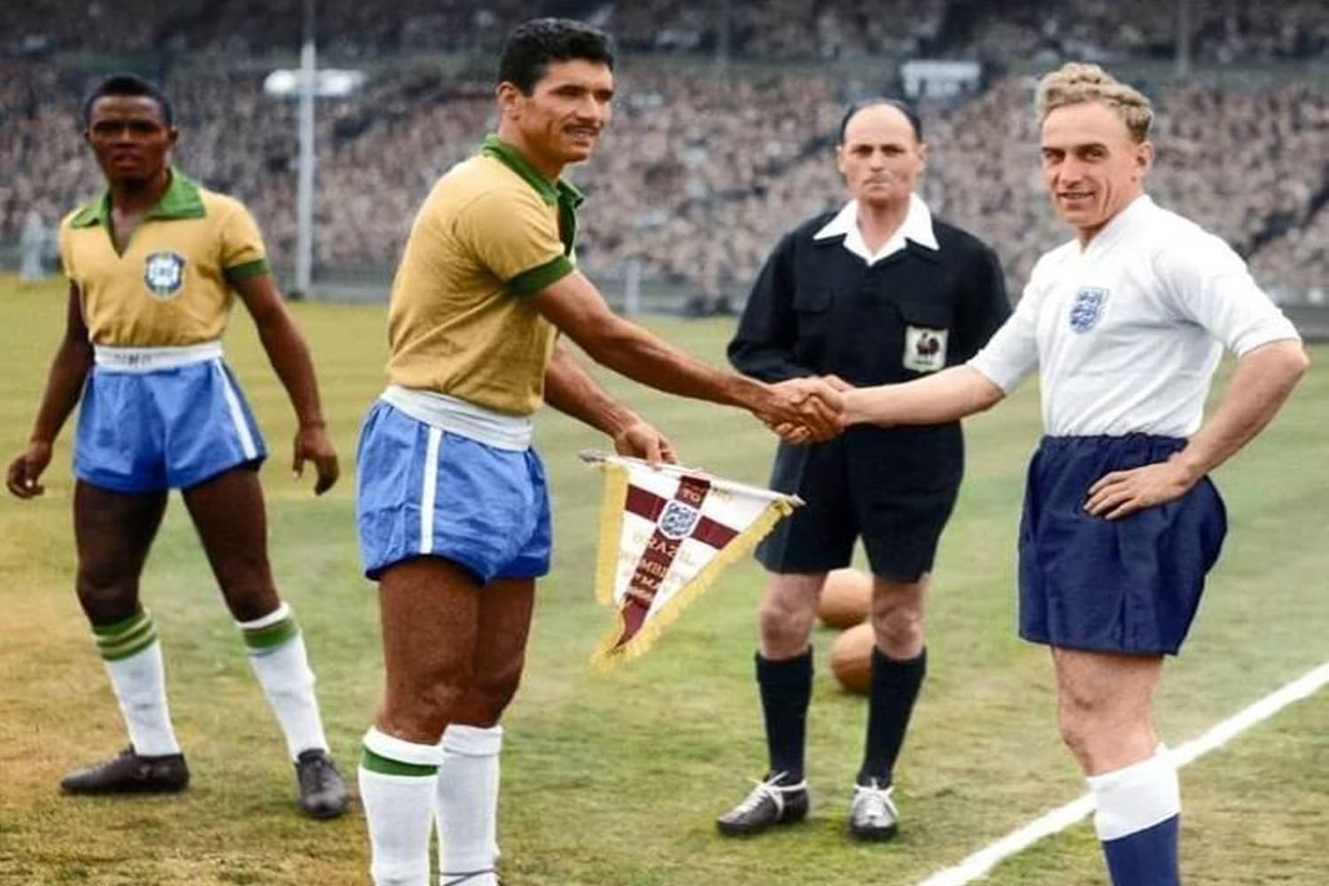 Primeiro Brasil x Inglaterra da história -