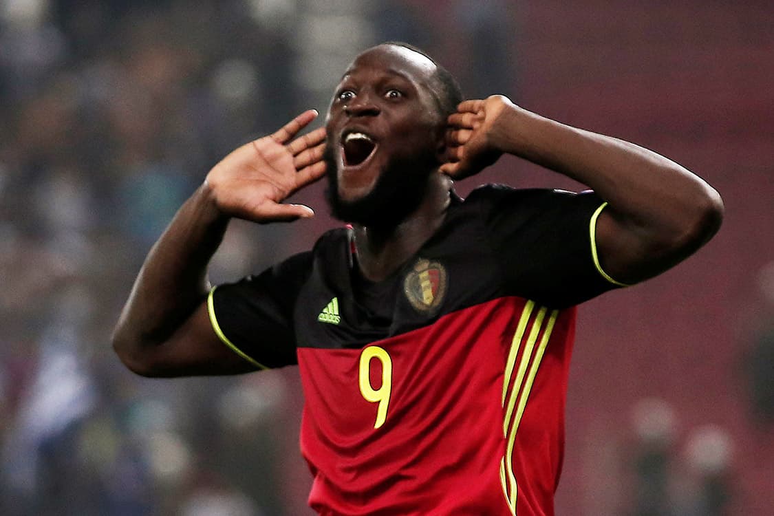 O belga Romelu Lukaku comemora gol contra a Grécia, pelas eliminatórias da Copa da Rússia, em Atenas