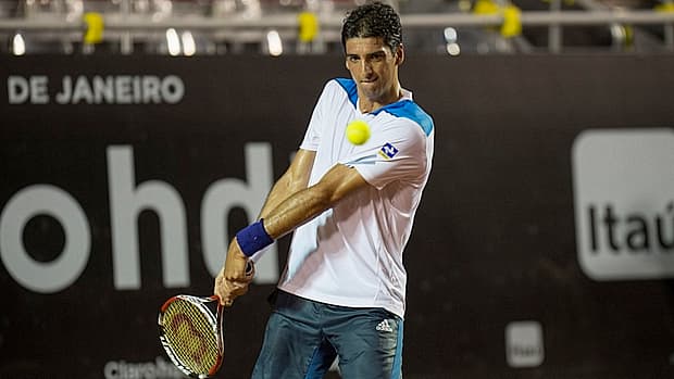 Bellucci teve dificuldade, mas levou a melhor sobre o colombiano Giraldo