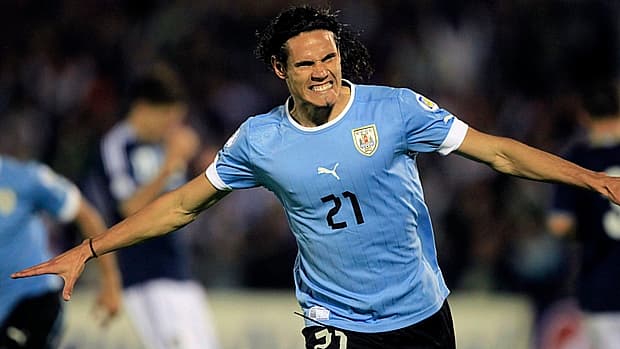 Com Suárez no banco, Cavani (foto) é a esperança de gols do Uruguai