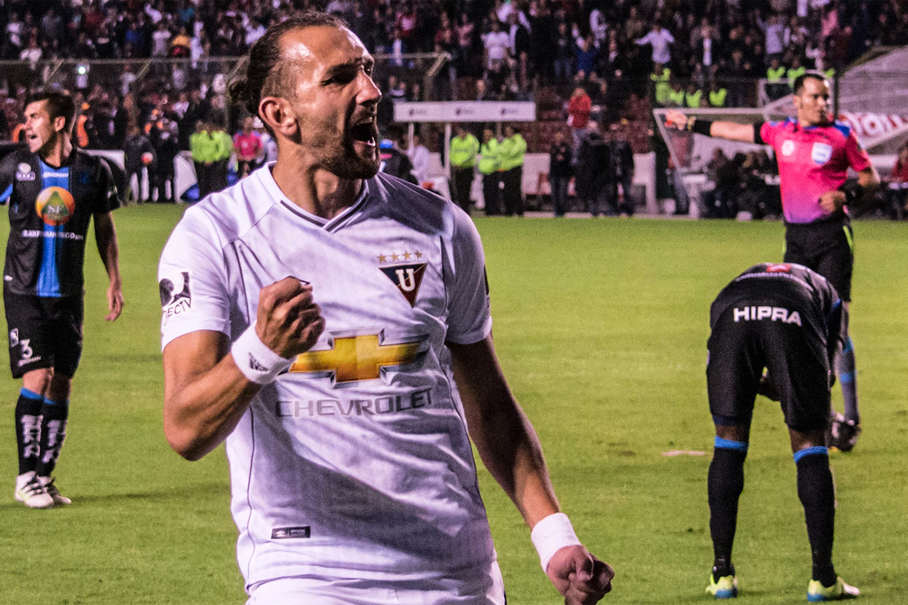 Barcos, atacante da LDU Quino