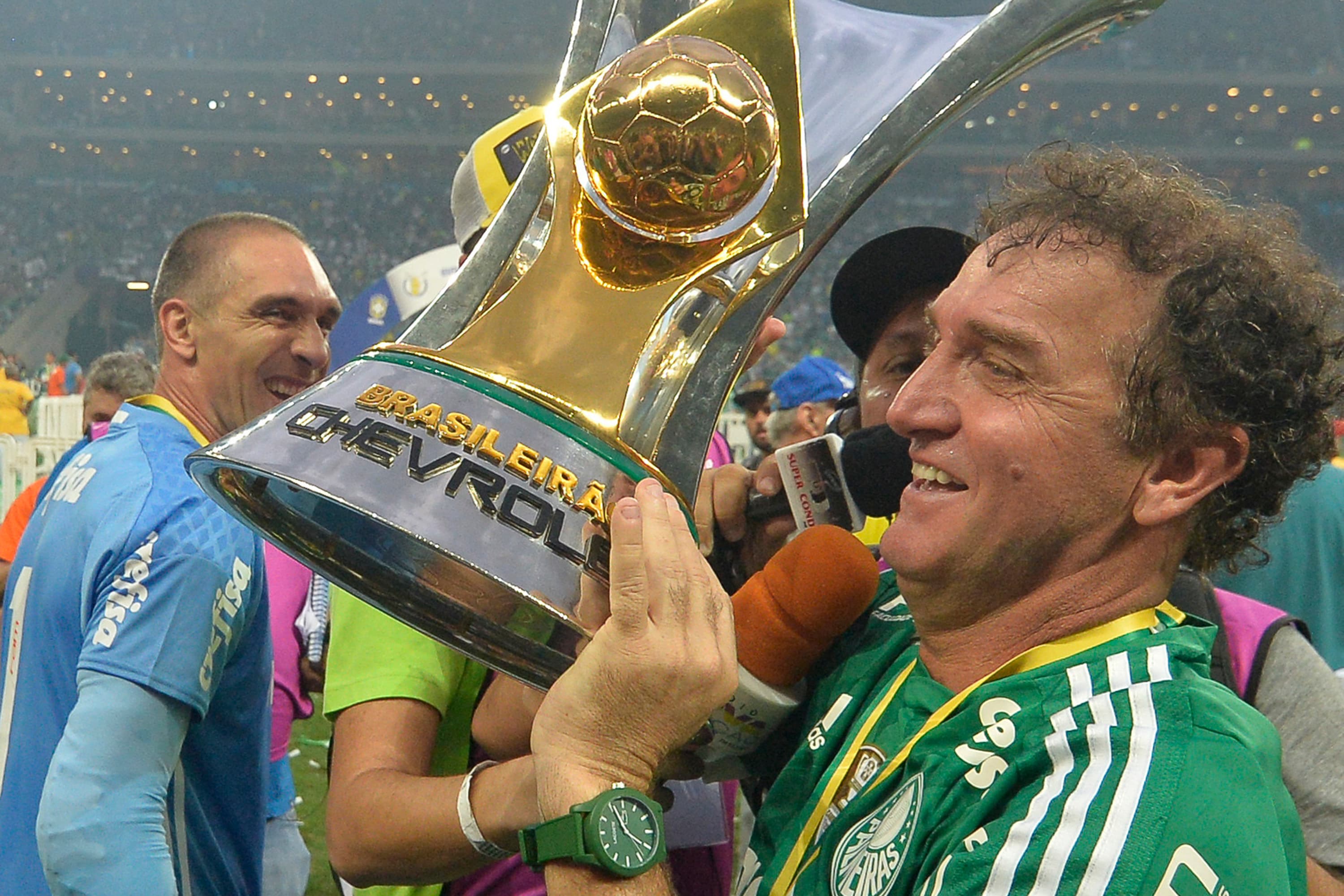 O técnico Cuca do Palmeiras