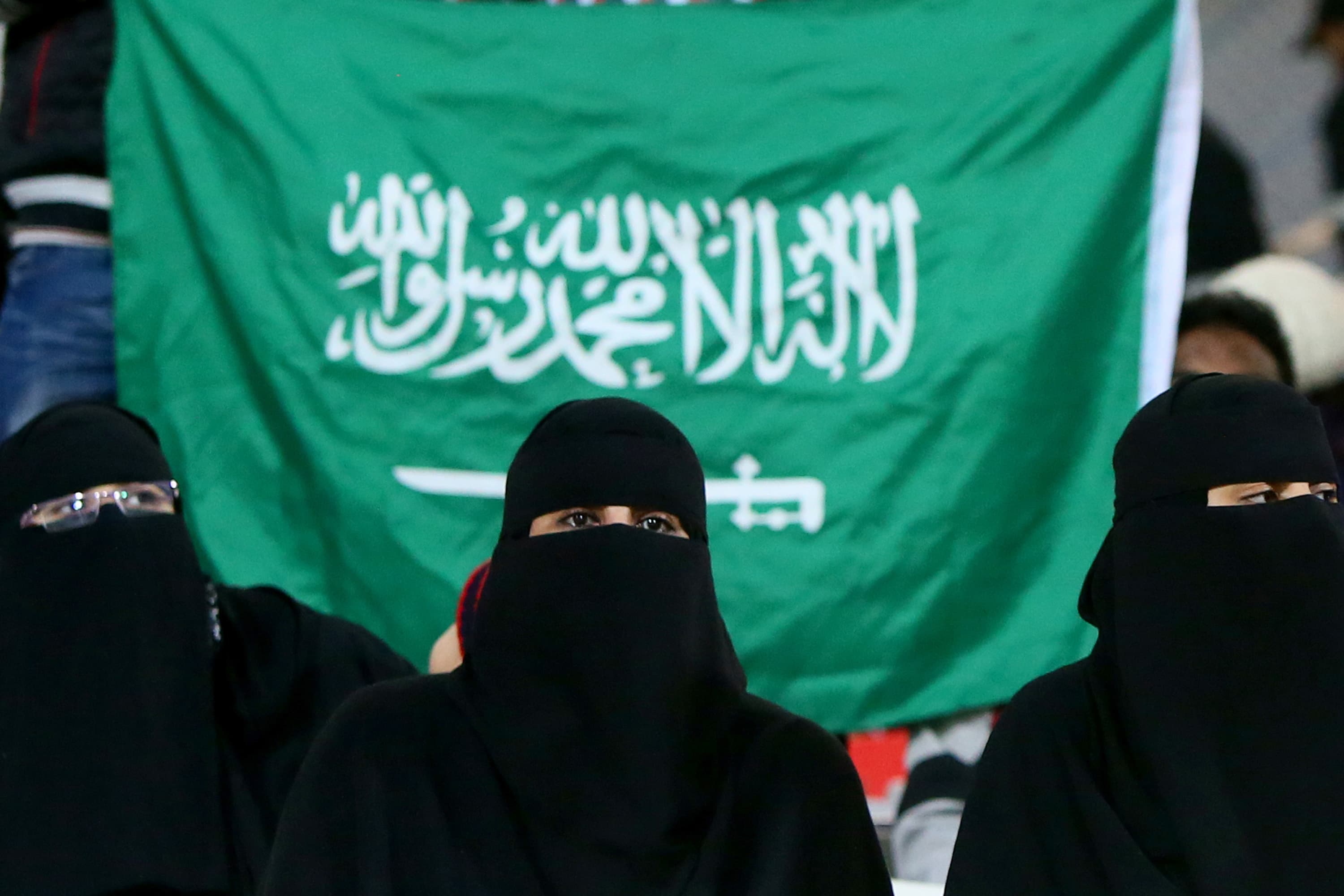 Torcida feminina da Arábia Saudita