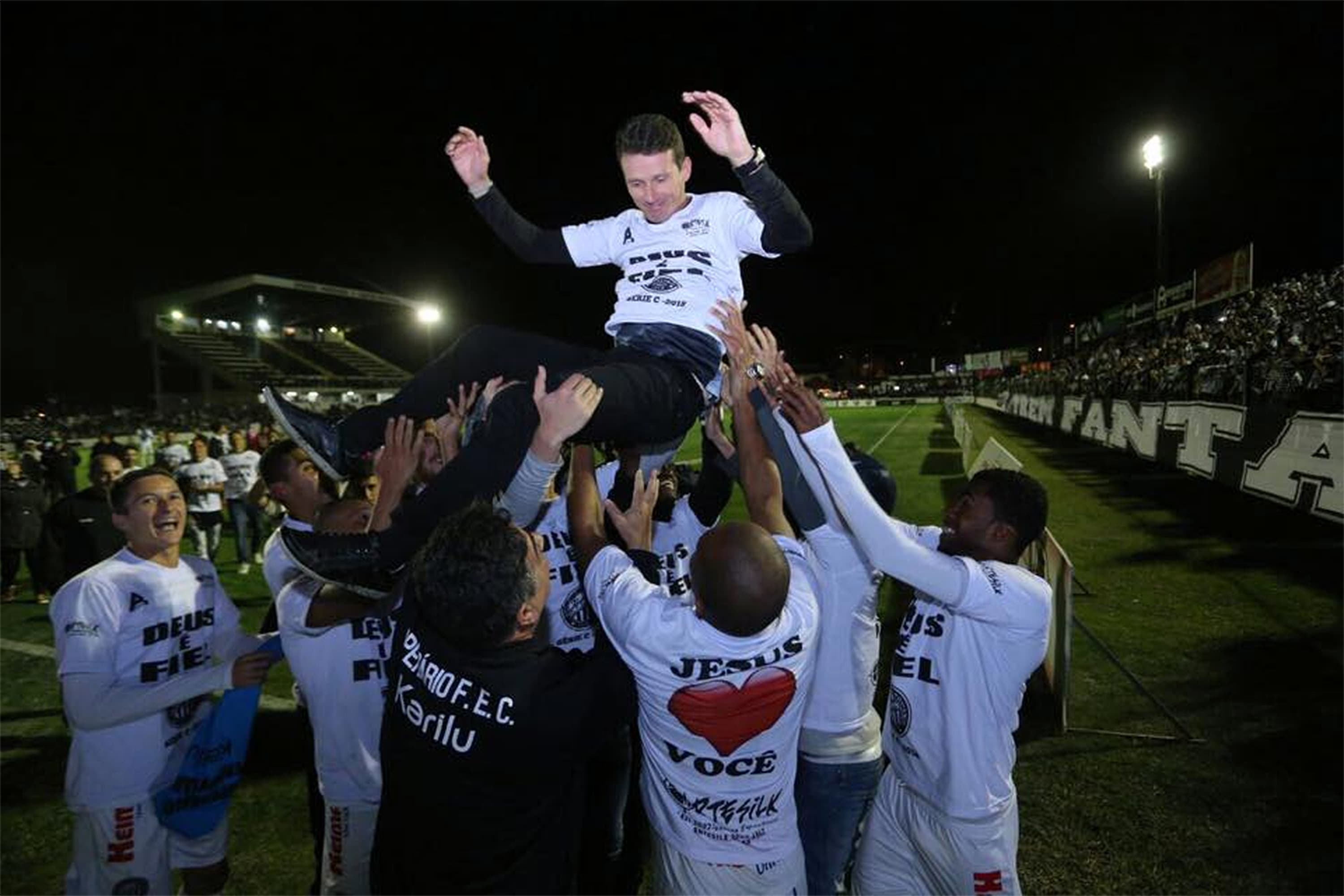 Operário Ferroviário Esporte Clube conquista acesso à série C do Brasileirão