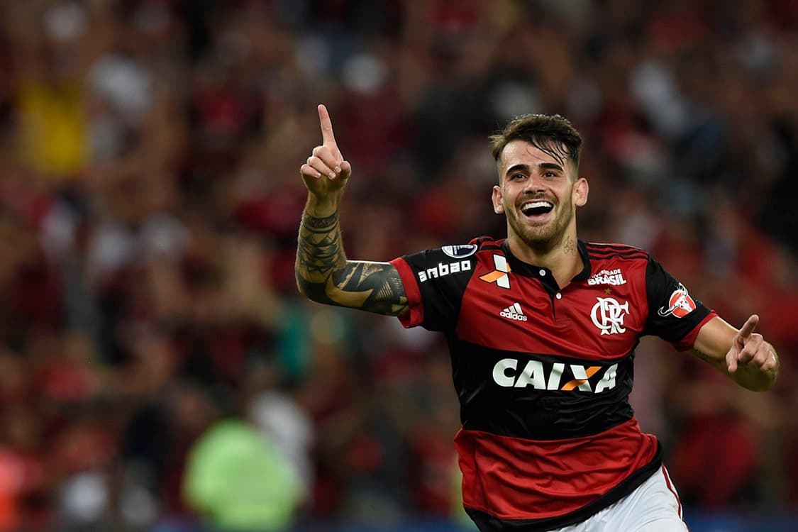 Felipe Vizeu revela sonho de voltar ao Flamengo com Vini Jr.