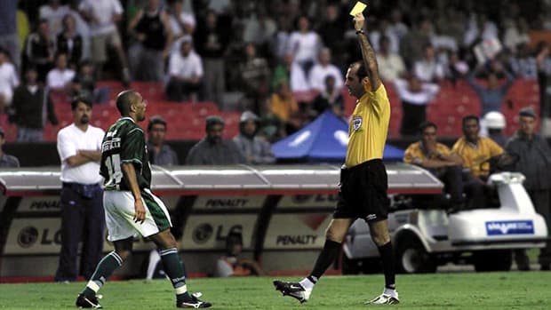 Titulares fizeram trabalhos na academia e atividade física leve no gramado