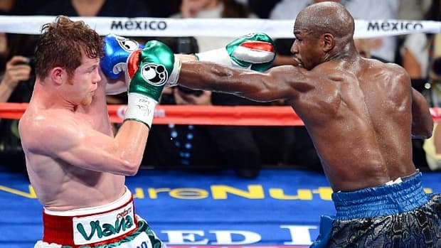 Mayweather castigou Canale por doze rounds e saiu com a vitória