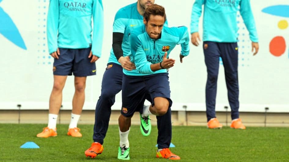 Neymar treina para o jogo contra o Rayo Vallecano: enfim de volta ao gramado