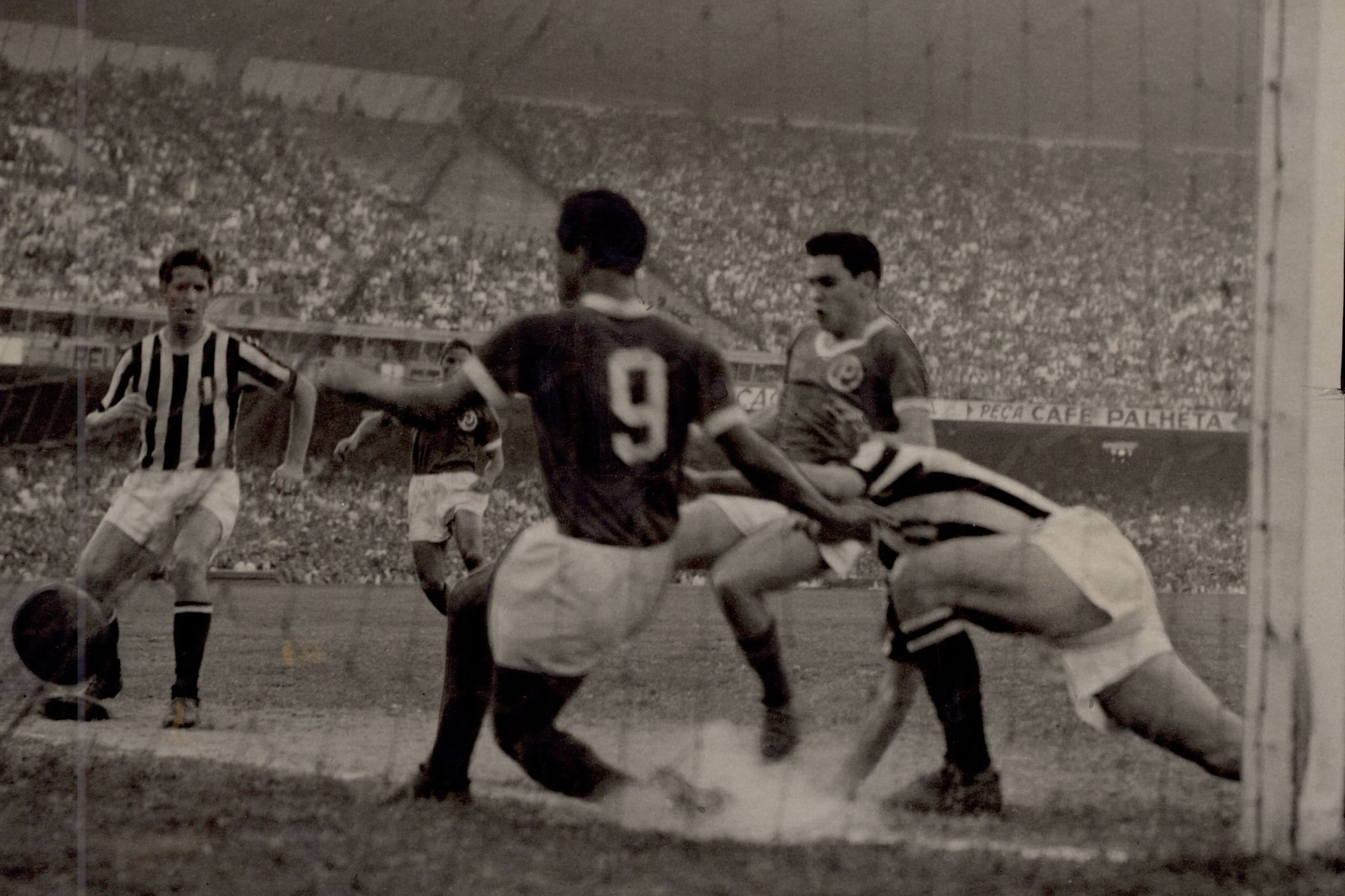 Palmeiras marca gol contra a Juventus durante jogo válido pela Copa Rio -