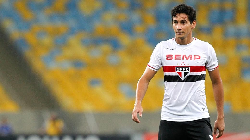 No último fim de semana, o meia Paulo Henrique brilhou no mesmo estádio do Maracanã, com dois gols