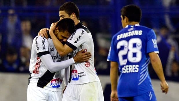 Ponte comemora vitória histórica sobre o Vélez