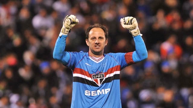 Rogério Ceni e mais: quem são os goleiros-artilheiros do futebol brasileiro