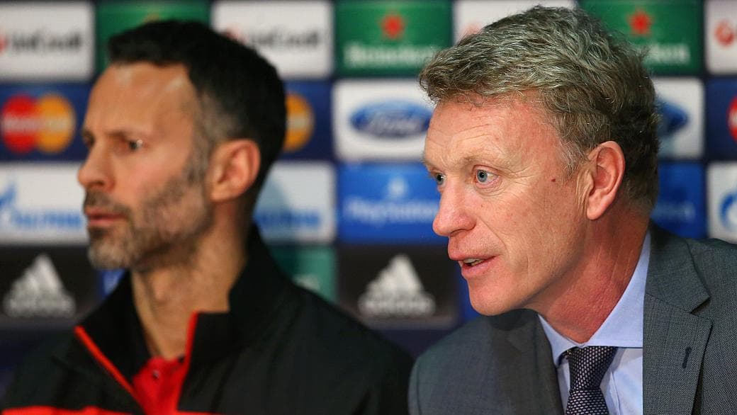Desde a chegada de Moyes em 2013, Giggs já fazia uma dupla função, de jogador e auxiliar técnico