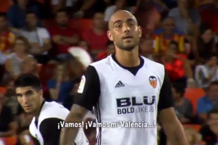 Simone Zaza é flagrado cantando música de torcida do Valencia