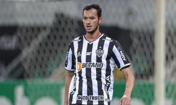 Réver, do Atlético Mineiro, foi conduzido para prestar esclarecimentos