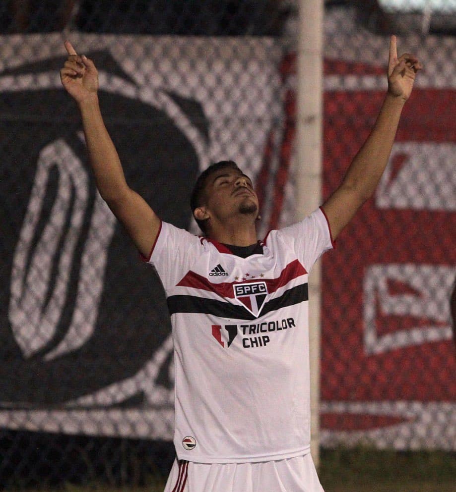 Maioli, atacante e autor dos dois primeiros gols da classificação do São Paulo
