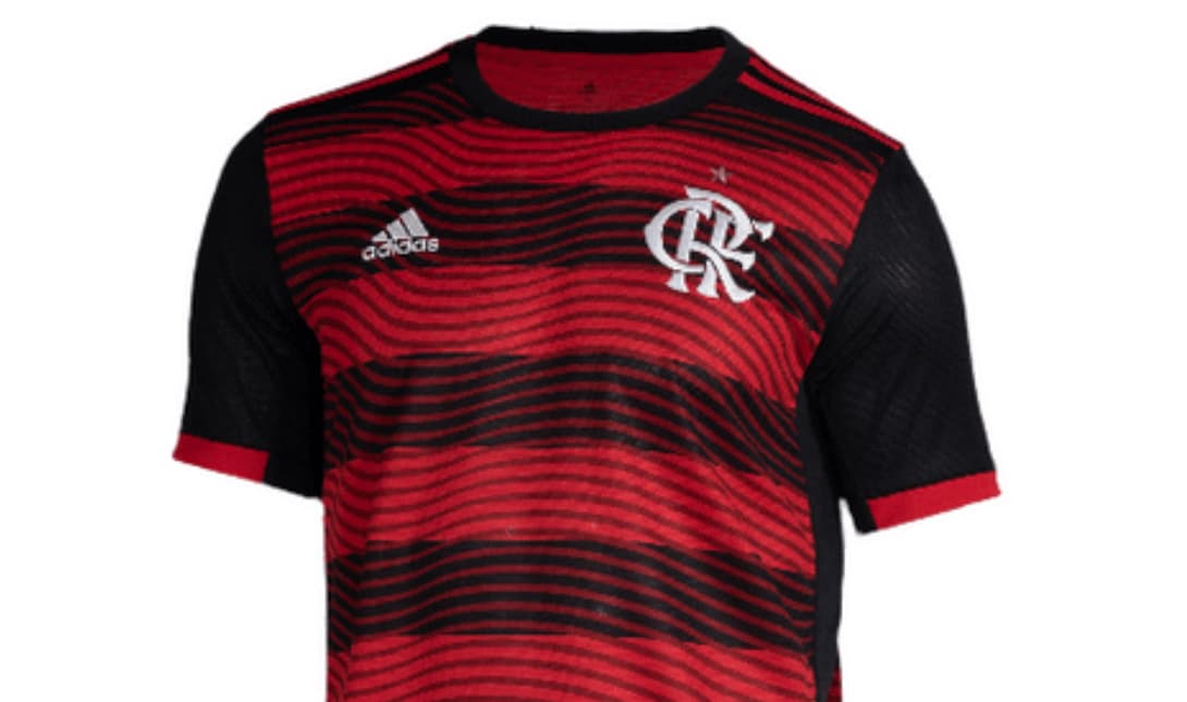 Novo uniforme do Flamengo tem detalhes ondulados -