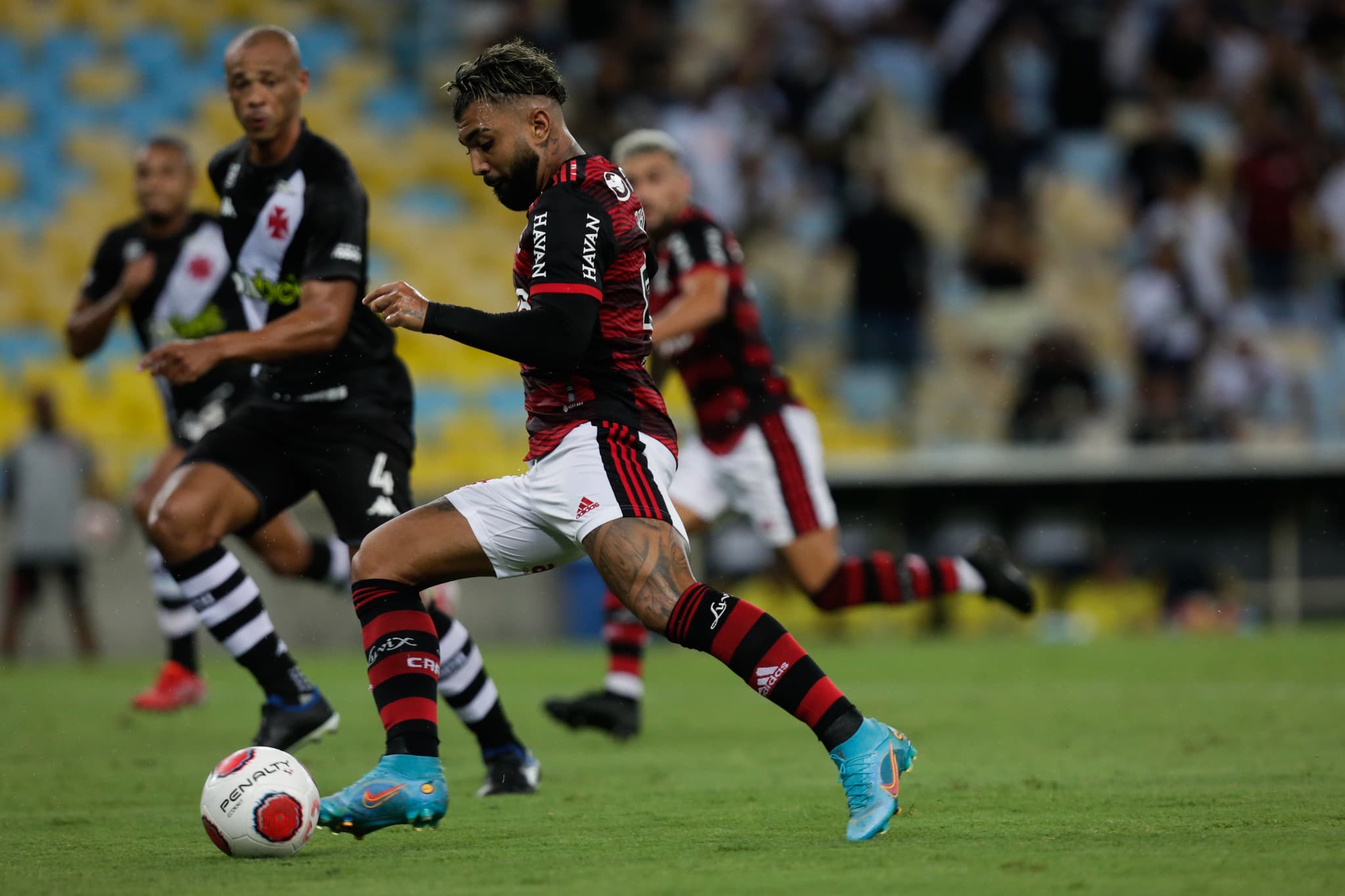 Gabigol foi o autor do único gol da primeira semifinal -