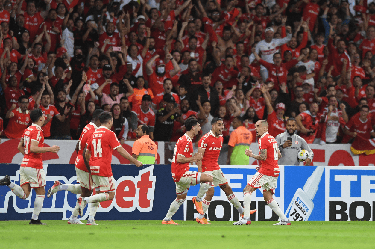 D'Alessandro marcou gol no último jogo de sua carreira -
