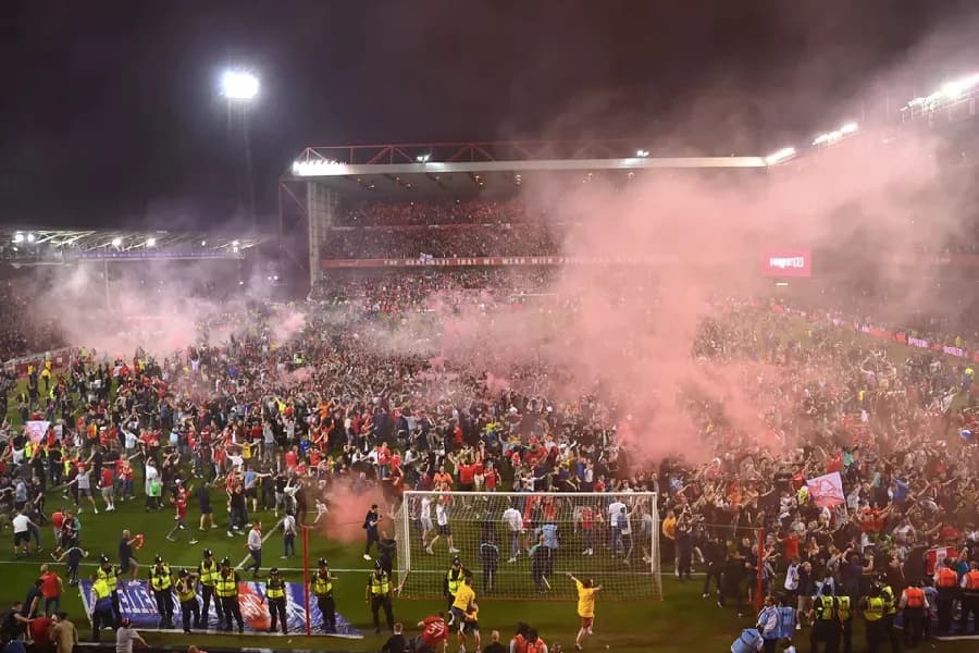 Forest domina, atropela o Malmo e ganha fôlego na Europa League