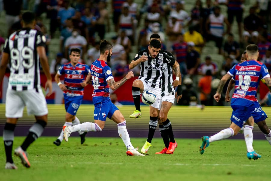 Fortaleza vai em busca de sua primeira vitória no Brasileirão, no clássico contra o Ceará -