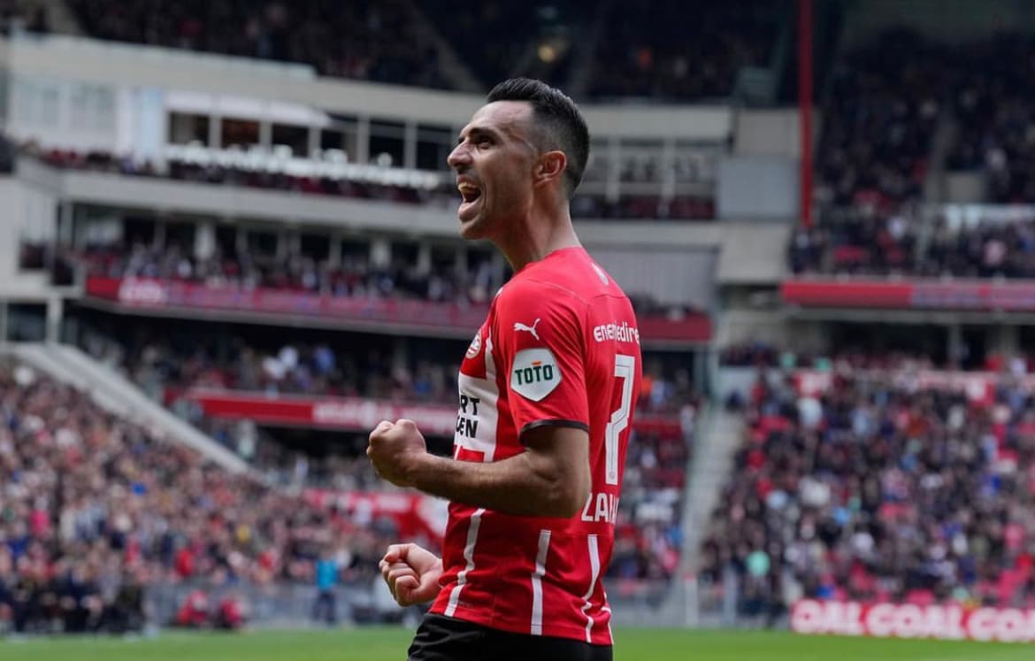 Zahavi tem mais de 300 gols na carreira -