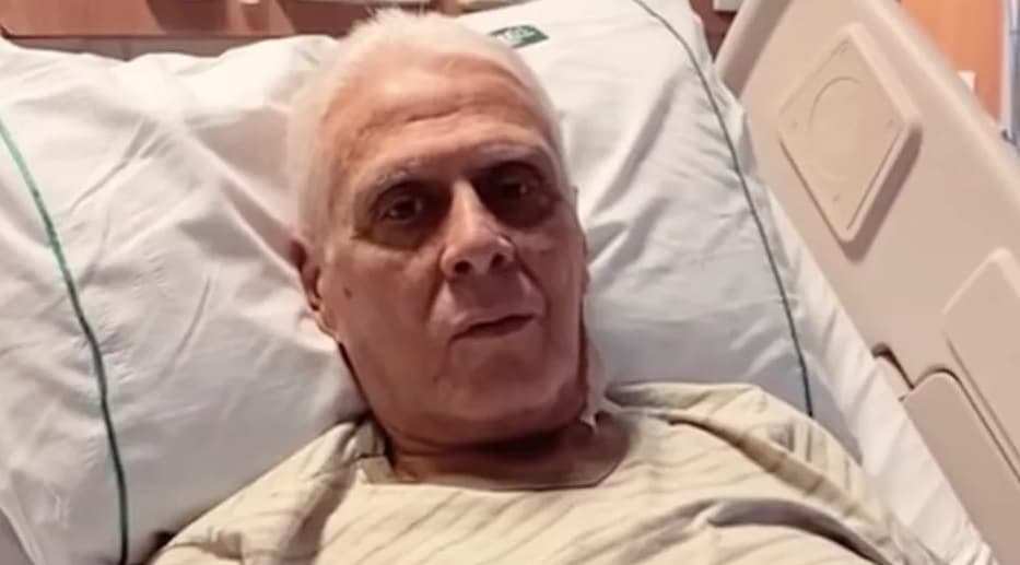 Roberto Dinamite, ídolo do Vasco, internado em hospital do Rio